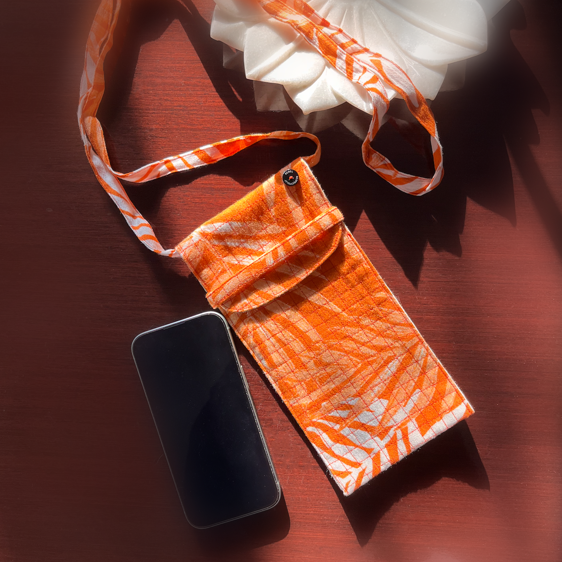 Buy sustainable phone sling online