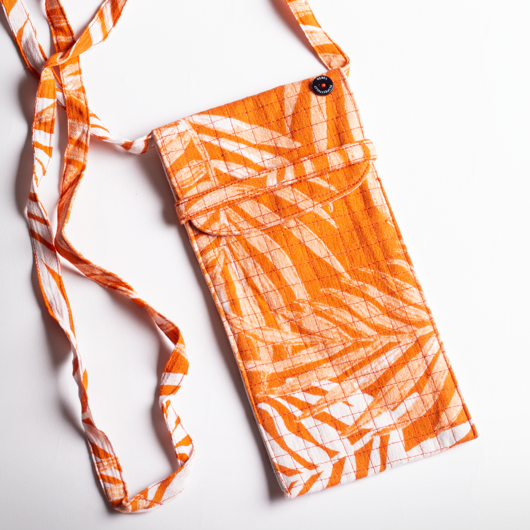 Buy eco-friendly mobile pouch India