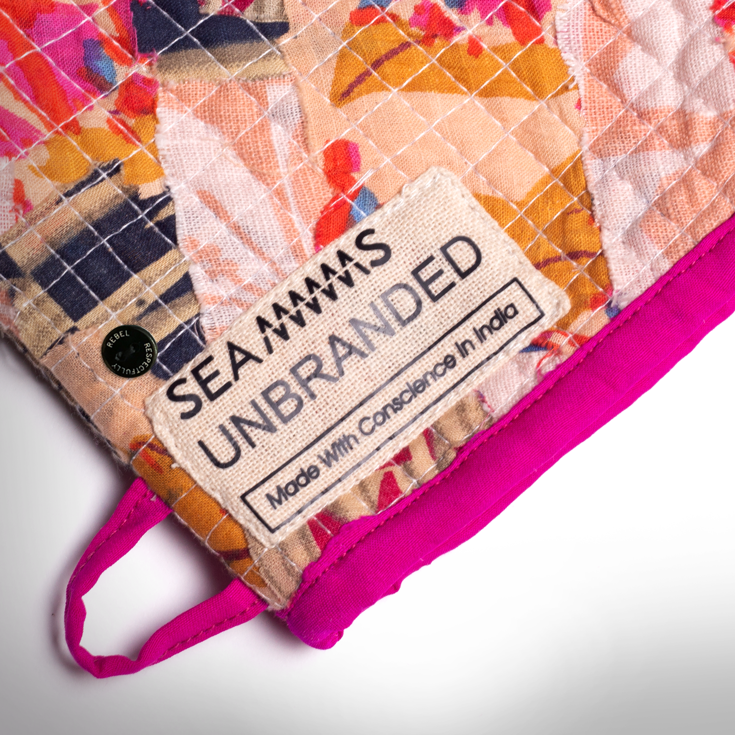 Shop conscious cooking mitts