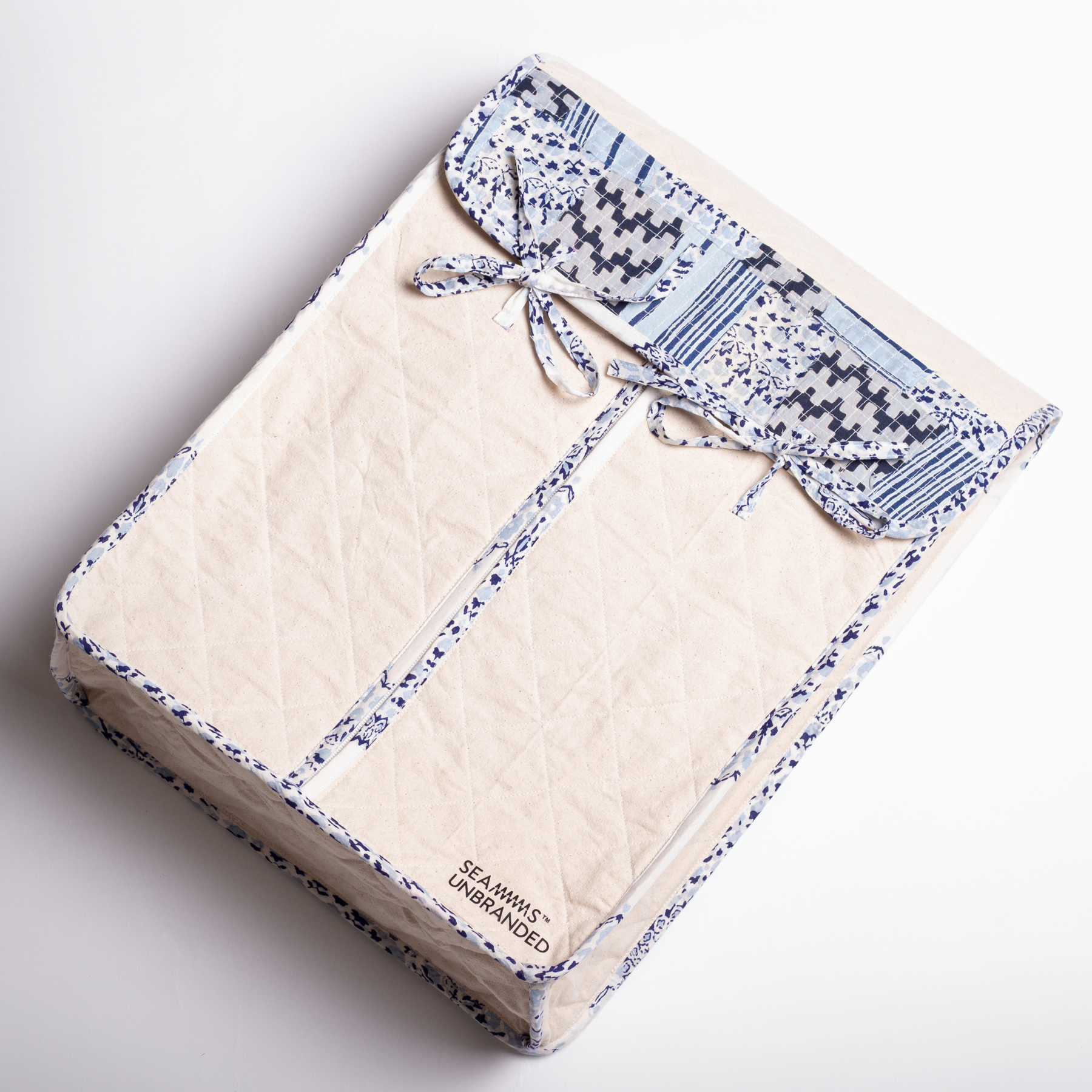 Buy Sustainable garment organiser at Seam Unbranded