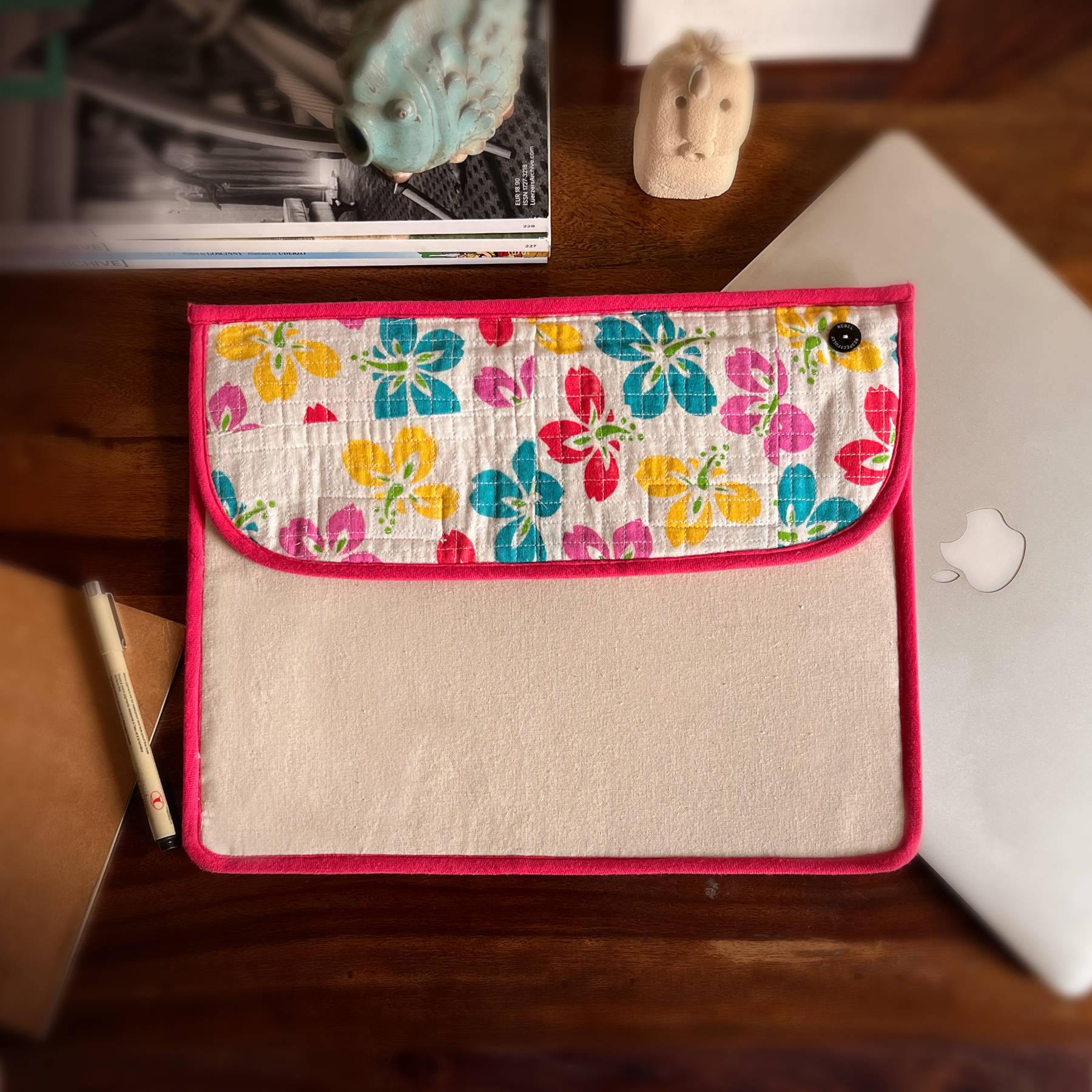 Buy Sustainable laptop sleeve Online