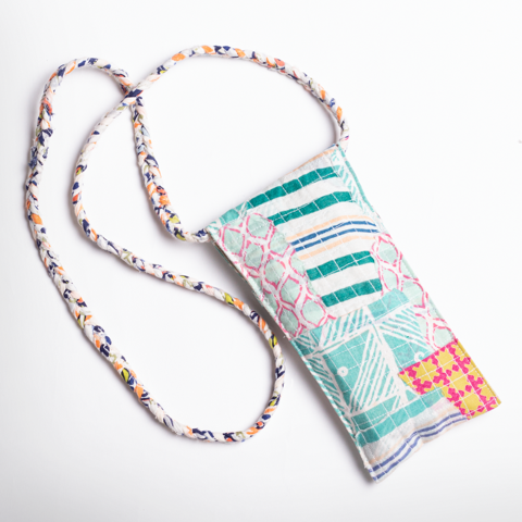 Shop sustainable mobile pouch at Seams Unbranded