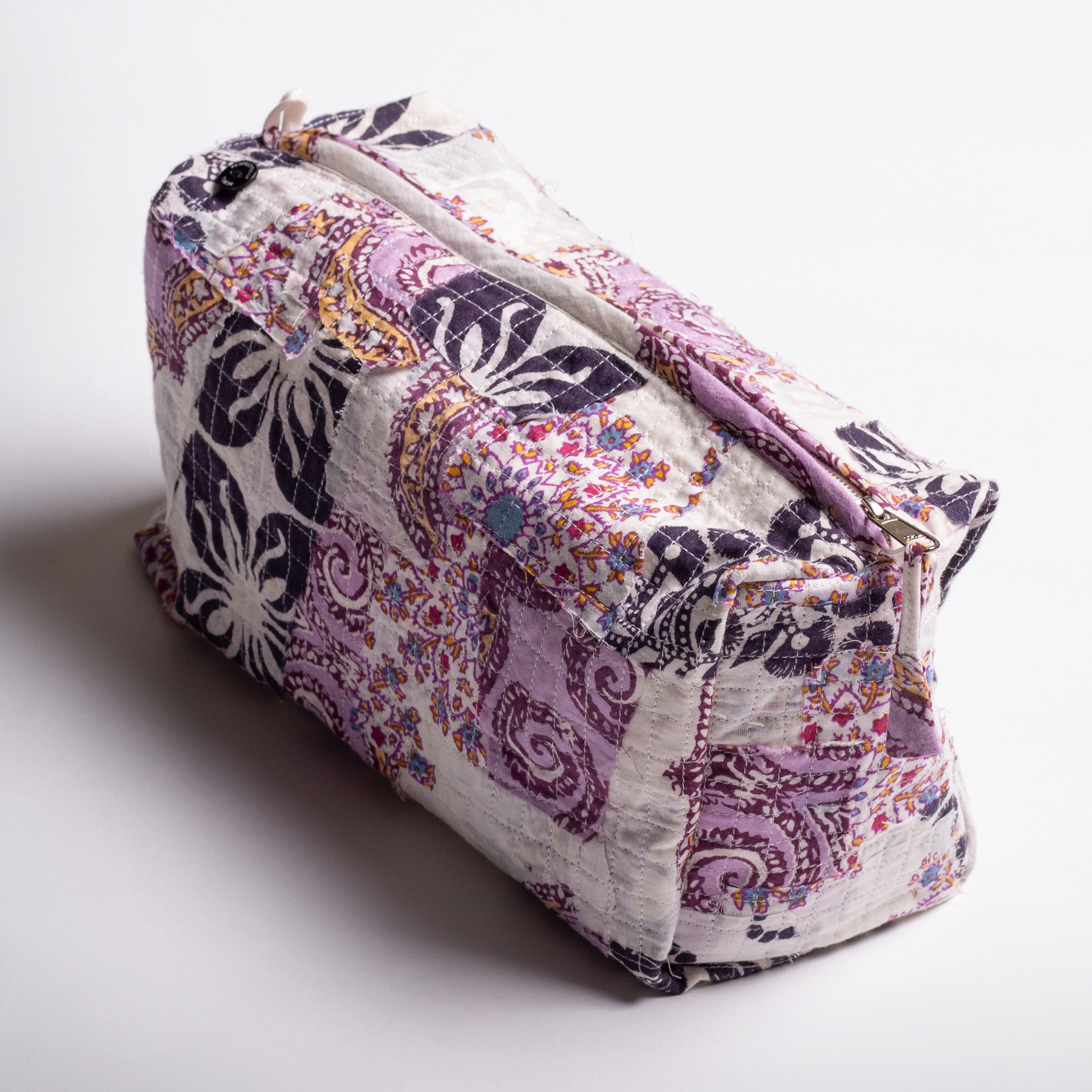 Buy eco-friendly pouch for toiletries at Seems Unbranded