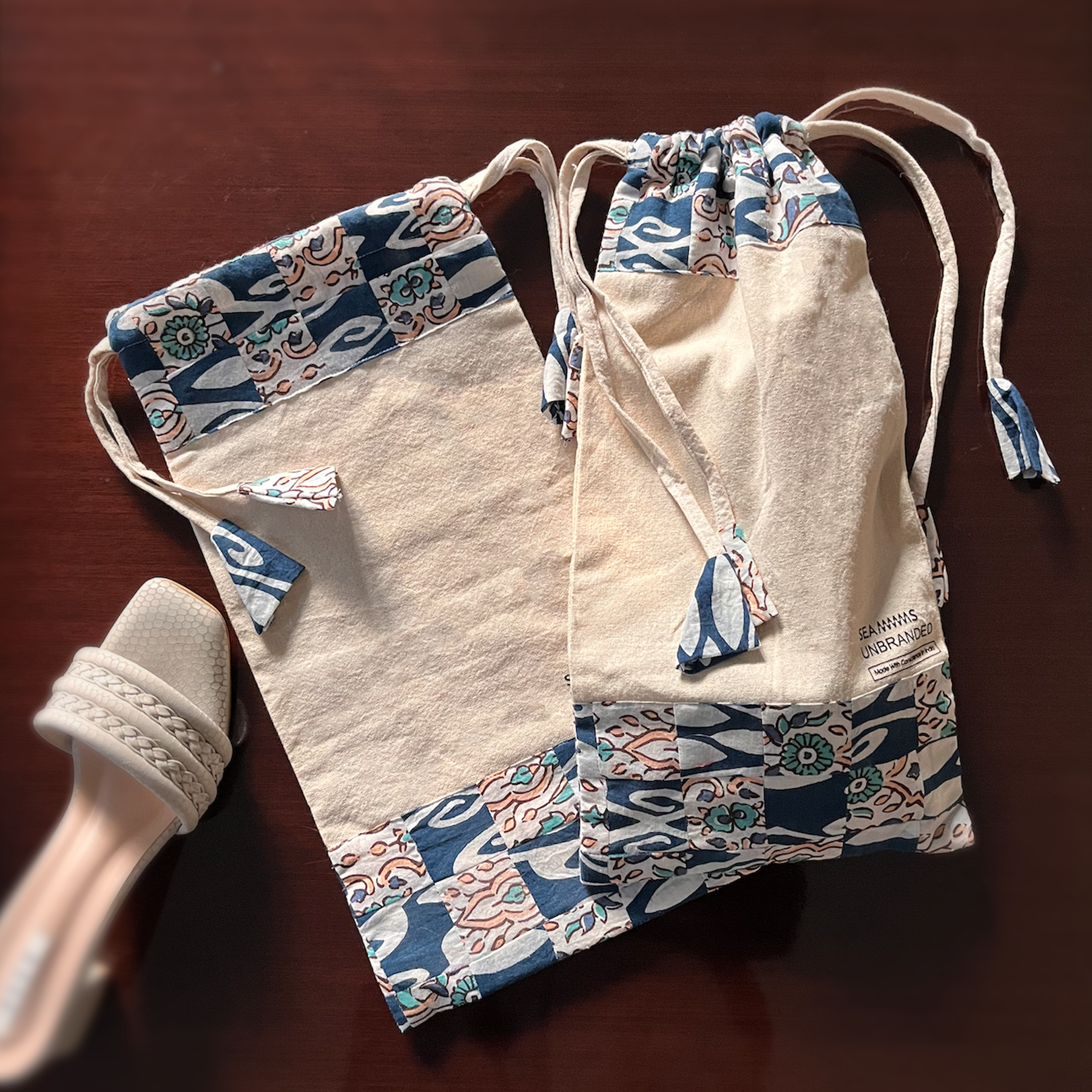 Buy sustainable shoe bag